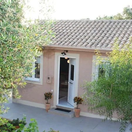 Aliki'S Home Minia Exterior photo